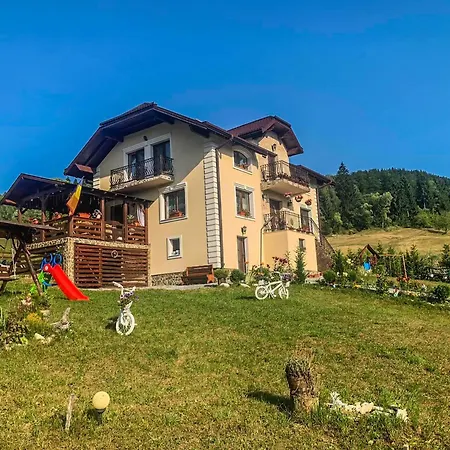 Farm stay Pensiunea Agroturistica Amalia